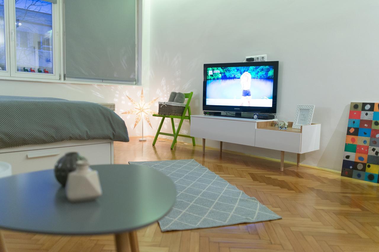 Bright & Stylish Studio Home, Superbly Located SJJ Extérieur photo